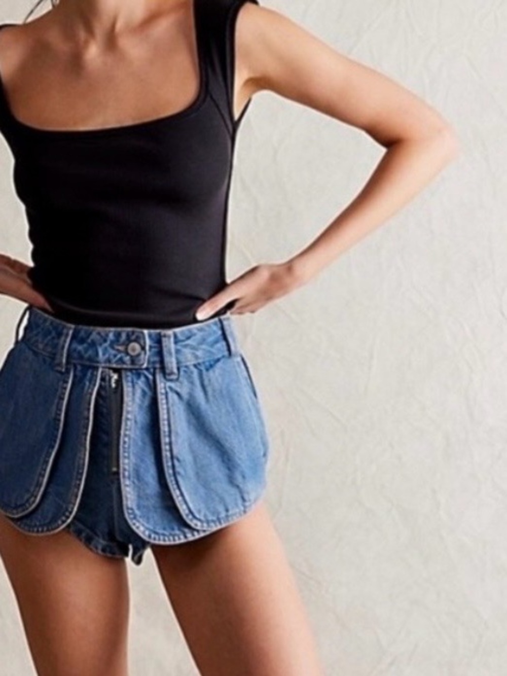 NWT  Free People Prince Street Denim MicroShorts Size 27